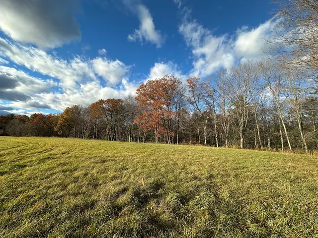 $749,900 | 2 Gunn Road, Montague, MA 01351