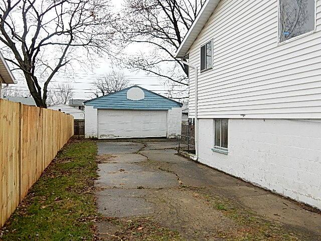 3777 Lynward Road Columbus, OH 43228 - Photo 3 of 22 Gallery Image 3