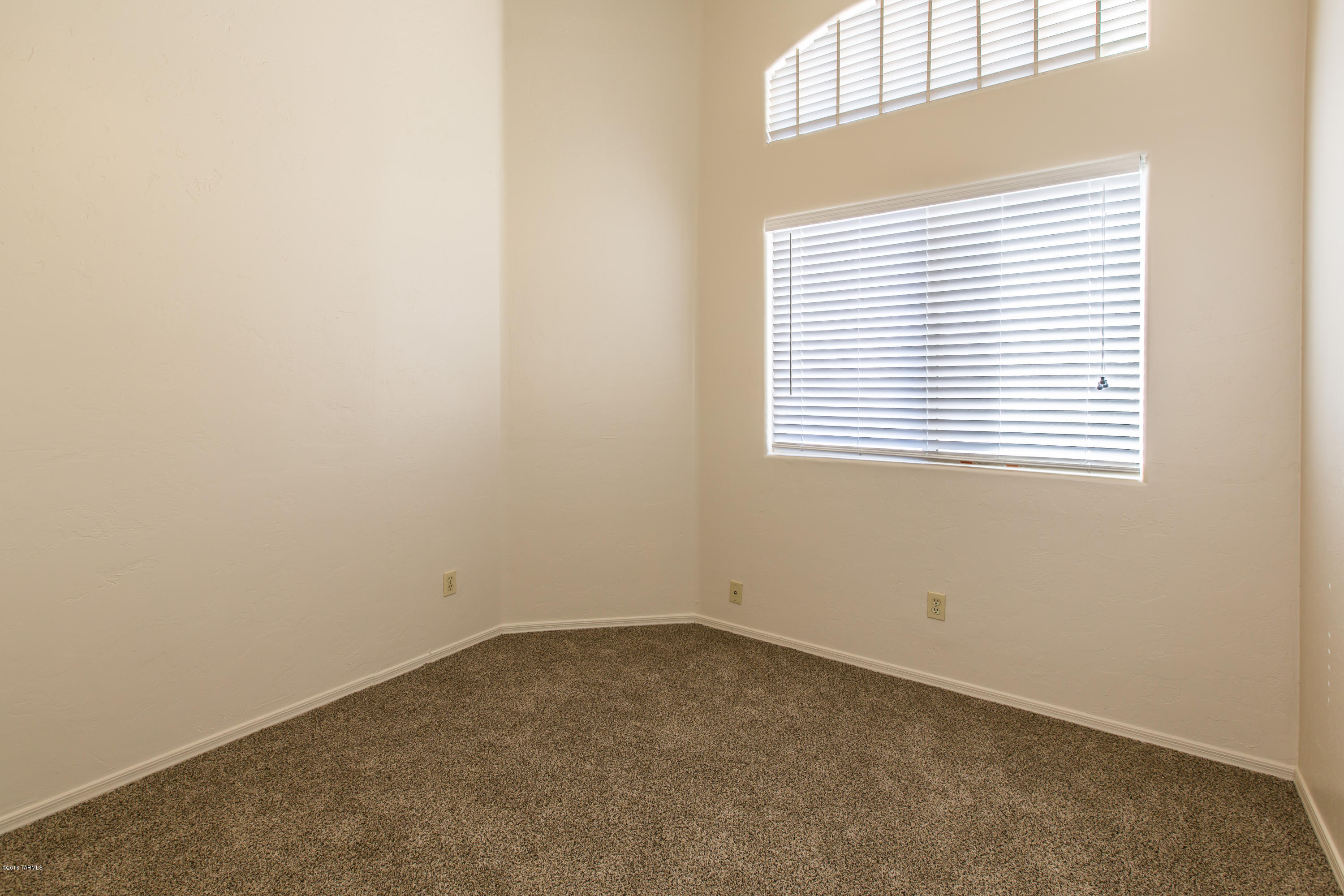 11288 North Sawtooth Road Oro Valley, AZ 85737 - Photo 11 of 27