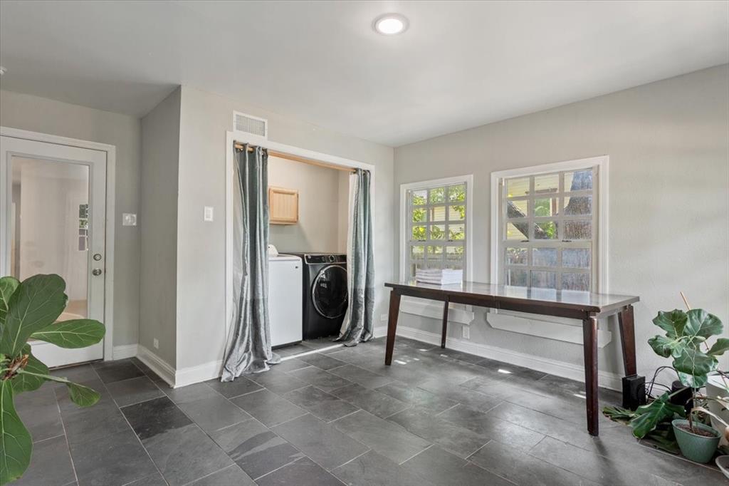 2029 Colcord Avenue Waco, TX 76707 - Photo 23 of 40 Gallery Image 23