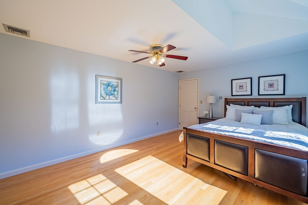 9 Solomon Pierce Road Lexington, MA 02420 - Photo 25 of 42 Gallery Image 25