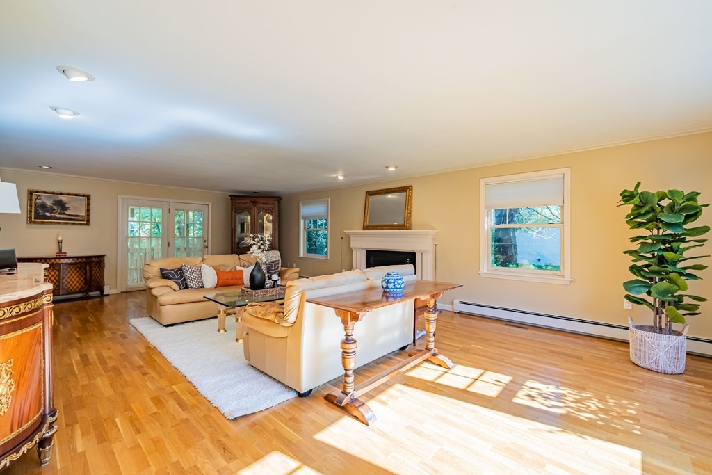 9 Solomon Pierce Road Lexington, MA 02420 - Photo 3 of 42 Gallery Image 3