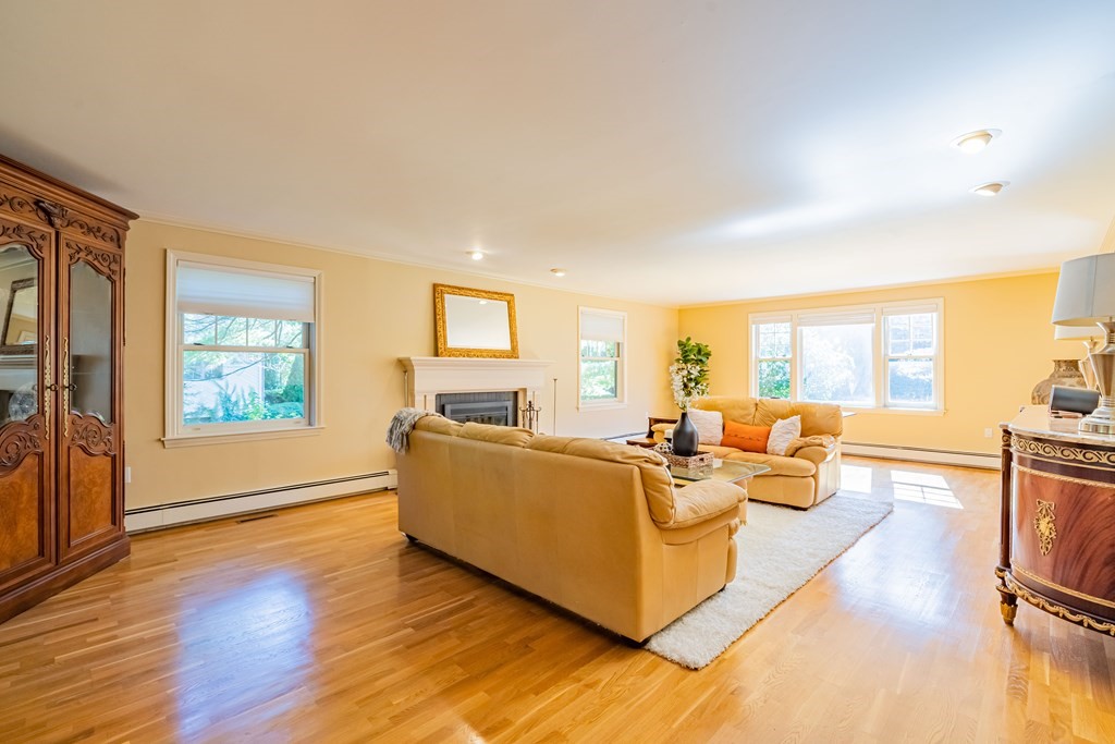 9 Solomon Pierce Road Lexington, MA 02420 - Photo 6 of 42 Gallery Image 6