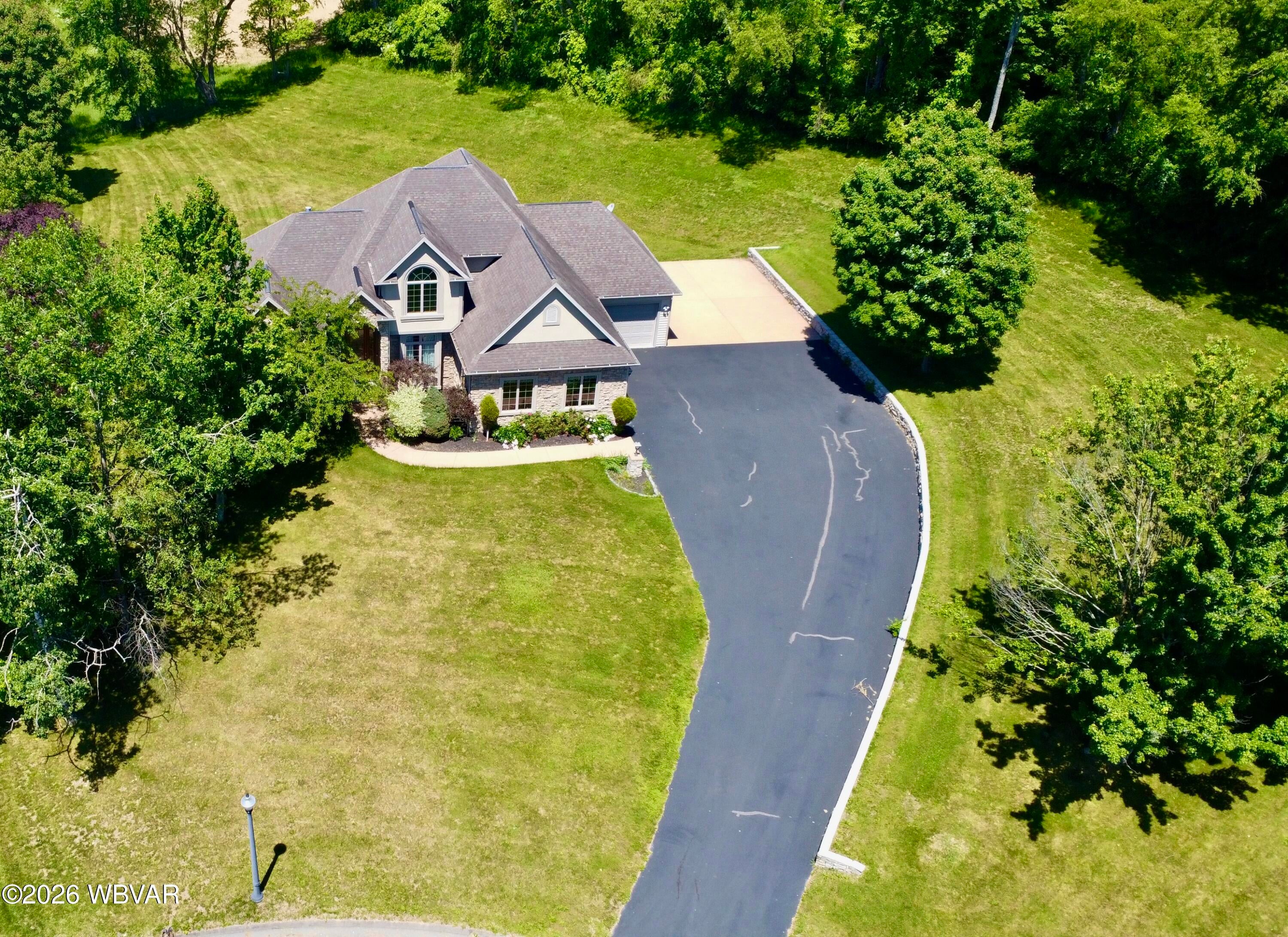 15 Hemlock Road Williamsport, PA 17701 - Photo 3 of 97 Gallery Image 3