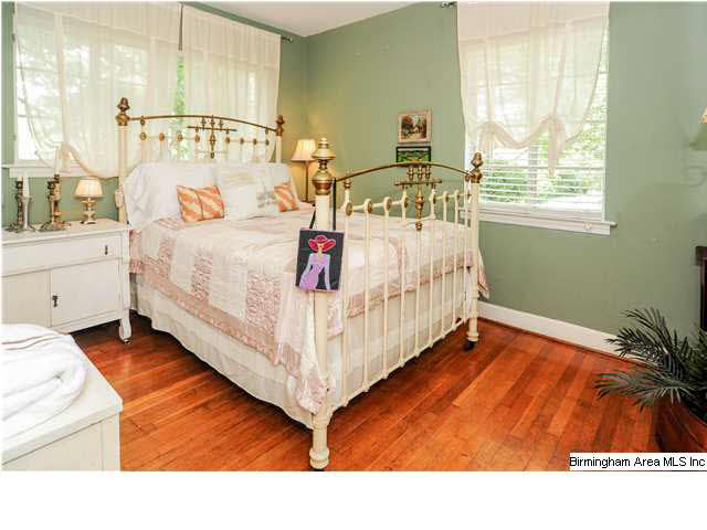 413 Cliff Place Birmingham, AL 35209 - Photo 20 of 32
