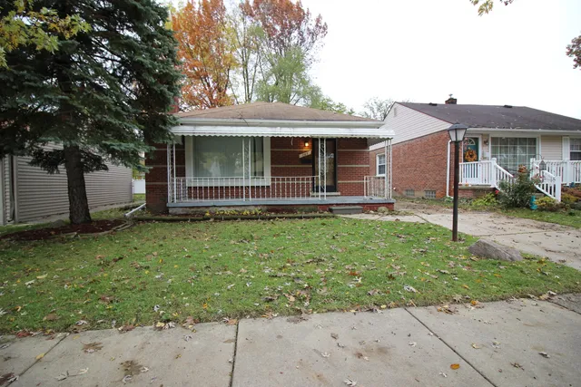 $125,000 | 767 Highland Avenue, Lincoln Park, MI 48146