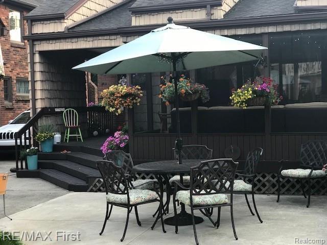 240 Fisher Road Grosse Pointe Farms, MI 48230 - Photo 46 of 54
