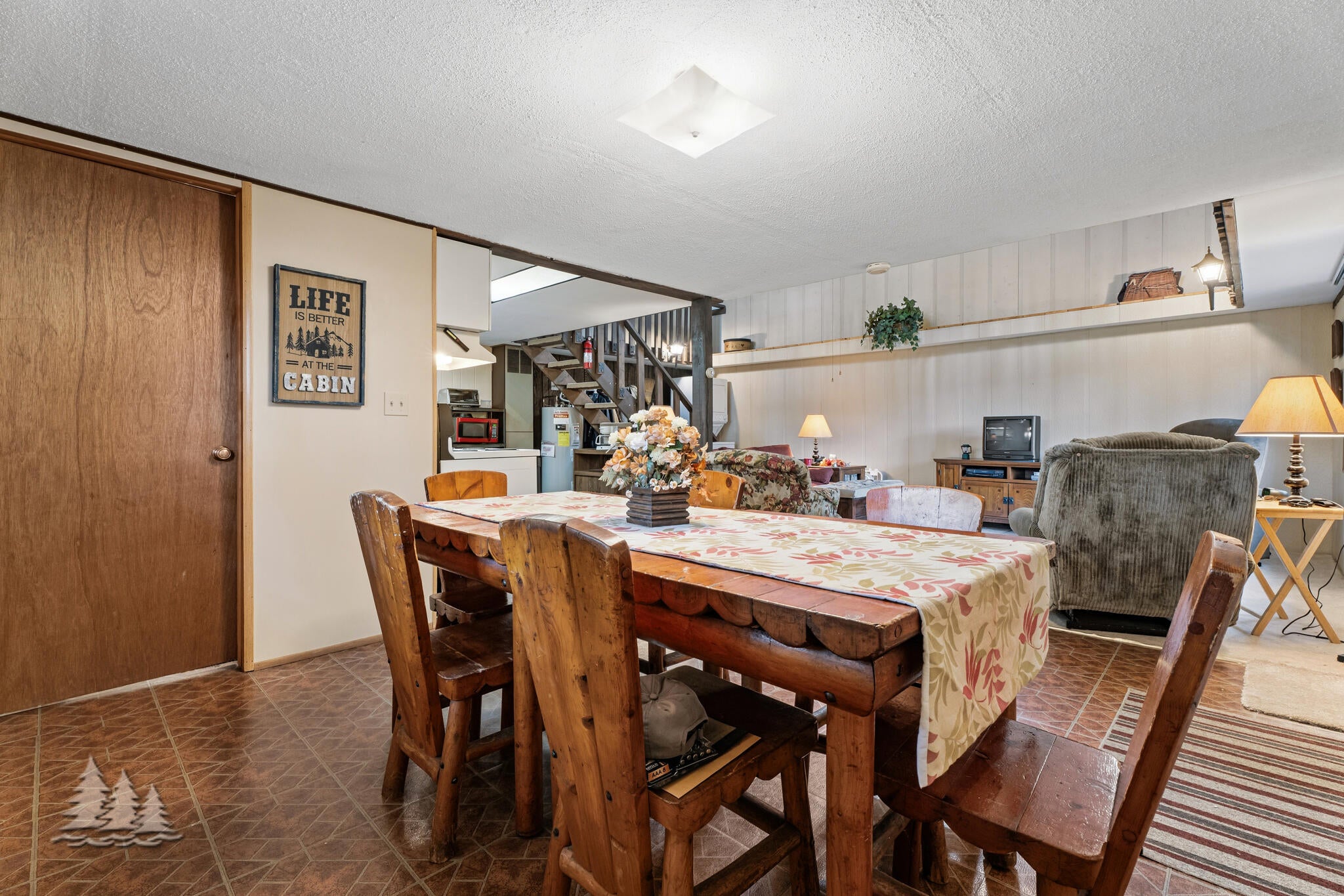 18340 Hilltop Road Atlanta, MI 49709 - Photo 6 of 48 Gallery Image 6
