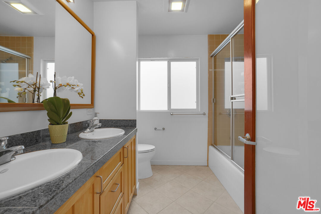 120 Fleet Street, Unit A Marina del Rey, CA 90292 - Photo 21 of 28