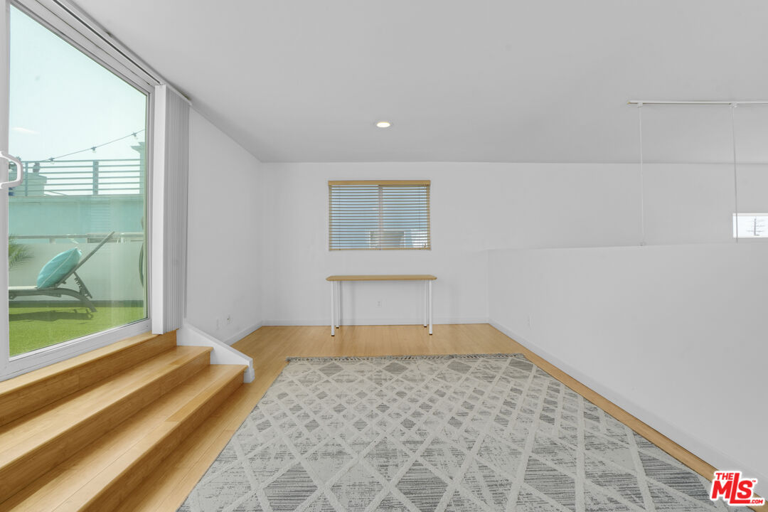 120 Fleet Street, Unit A Marina del Rey, CA 90292 - Photo 22 of 28