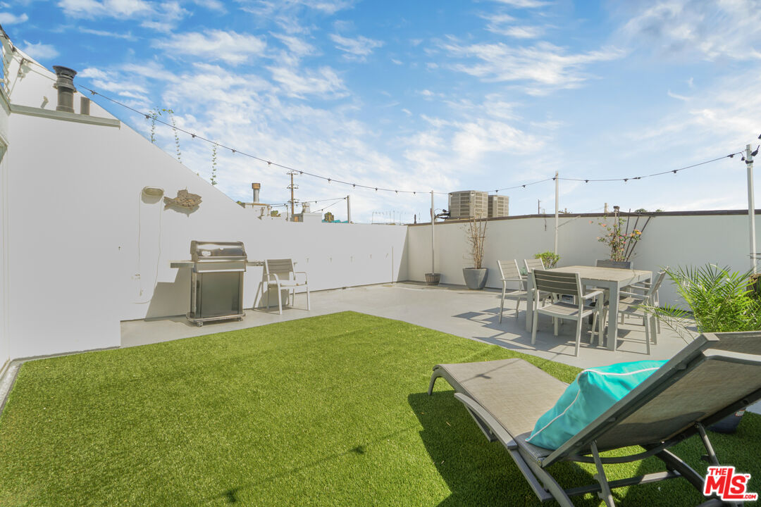 120 Fleet Street, Unit A Marina del Rey, CA 90292 - Photo 25 of 28