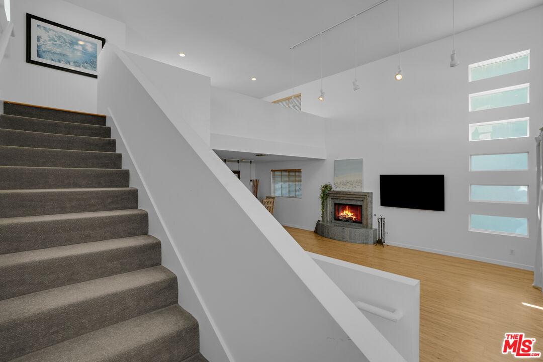 120 Fleet Street, Unit A Marina del Rey, CA 90292 - Photo 9 of 28