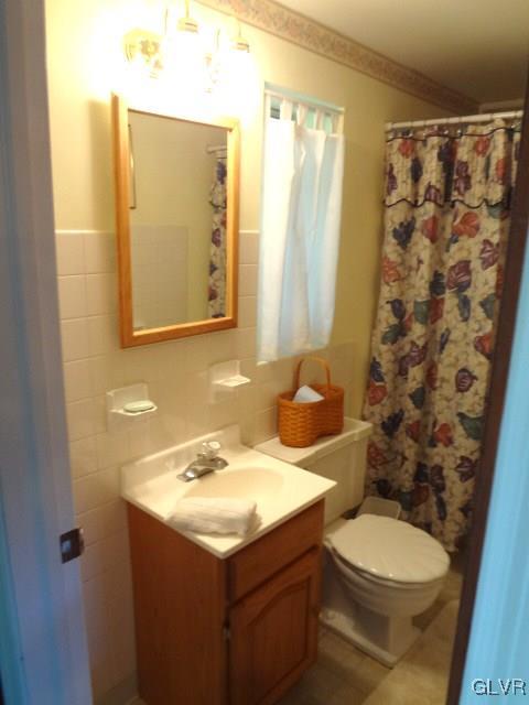 2959 Avon Road Bethlehem, PA 18017 - Photo 27 of 36 Gallery Image 27