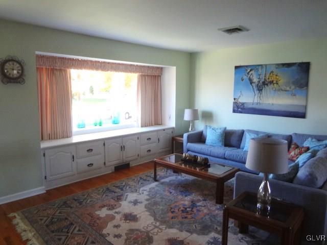 2959 Avon Road Bethlehem, PA 18017 - Photo 7 of 36 Gallery Image 7