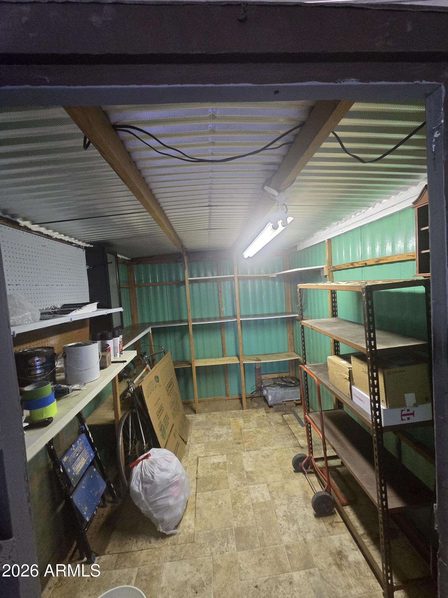 269 North Winchester Road, Unit 26 Apache Junction, AZ 85119 - Photo 13 of 18 a room with furniture