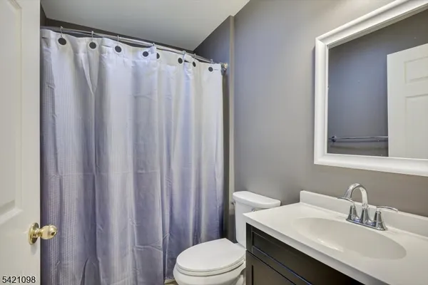 $2,750 | 268 Kempsey Drive, North Brunswick, NJ 08902