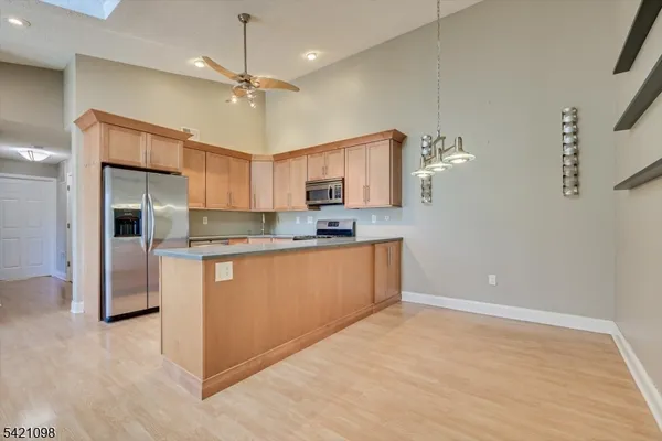 $2,750 | 268 Kempsey Drive, North Brunswick, NJ 08902