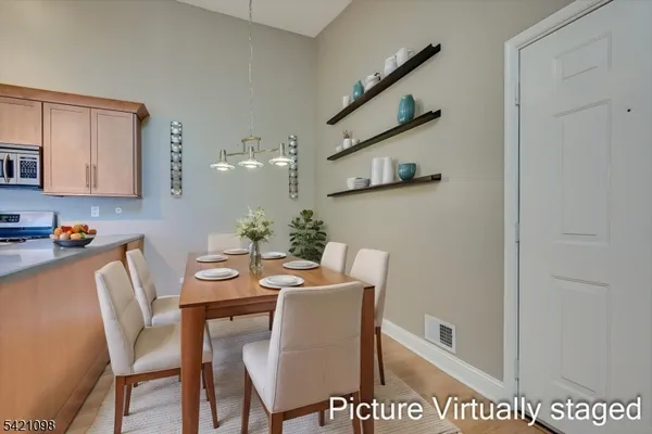 $2,750 | 268 Kempsey Drive, North Brunswick, NJ 08902