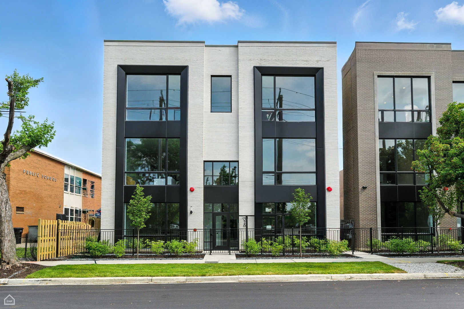 1615 West 13th Street, Unit 201 Chicago, IL 60608 - Photo 1 of 17