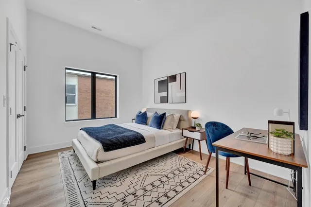 $3,100 | 1615 West 13th Street, Unit 201, Chicago, IL 60608