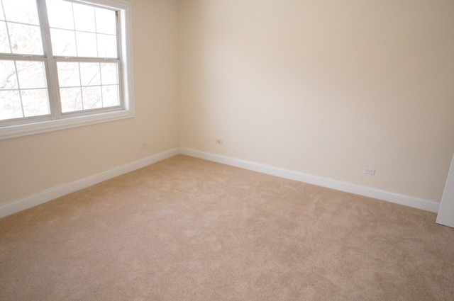23 Foxcroft Road, Unit 207 Naperville, IL 60565 - Photo 8 of 13