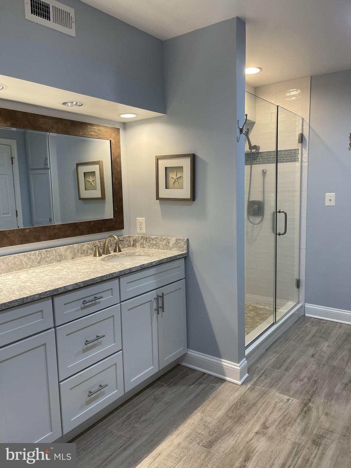 3714 Bay Drive Edgewater, MD 21037 - Photo 15 of 57 Primary On-Suite