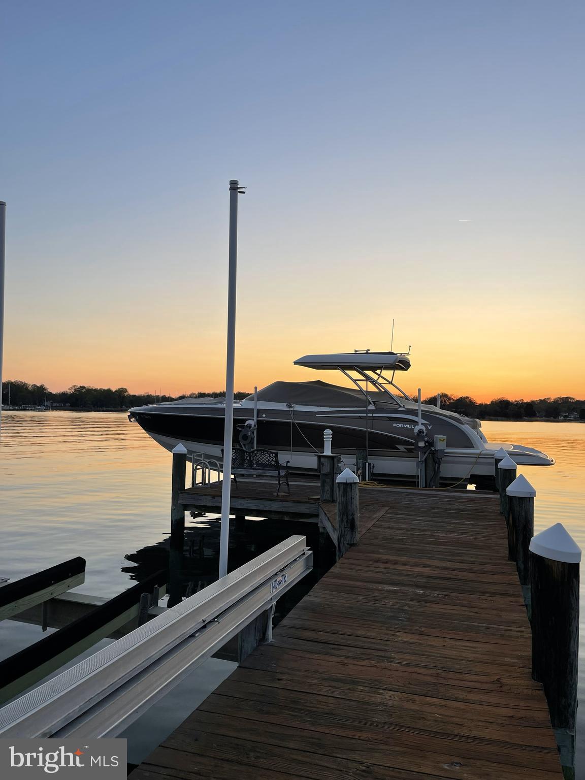 3714 Bay Drive Edgewater, MD 21037 - Photo 32 of 57 Private Pier