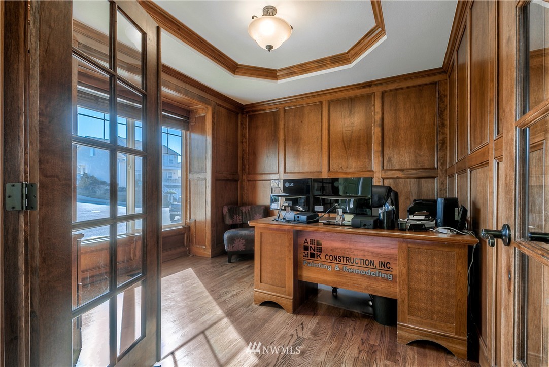 316 South 21st Street Renton, WA 98055 - Photo 2 of 25