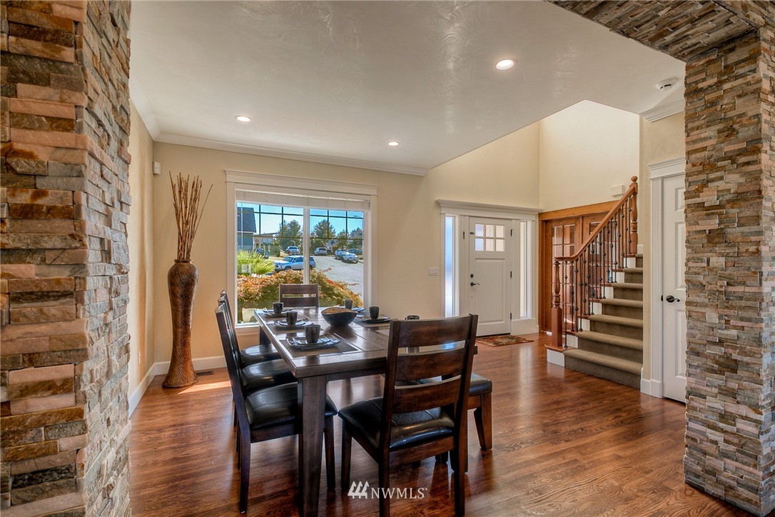 316 South 21st Street Renton, WA 98055 - Photo 5 of 25