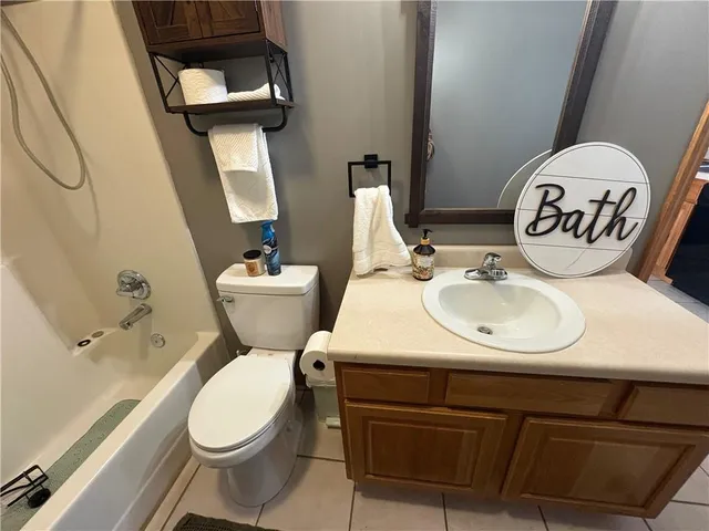 $7,250,000 | 109 Commercial Street, Warrensburg, MO 64093