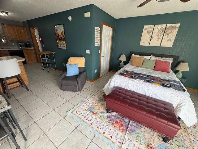 $7,250,000 | 109 Commercial Street, Warrensburg, MO 64093