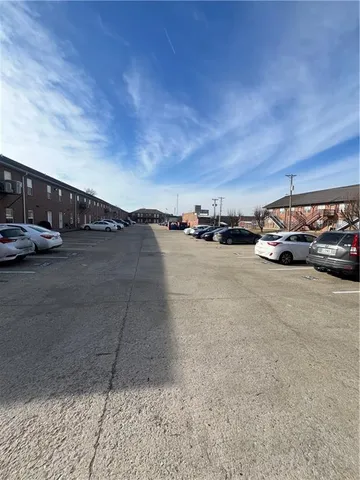 $7,250,000 | 109 Commercial Street, Warrensburg, MO 64093