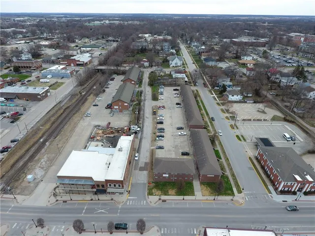 $7,250,000 | 109 Commercial Street, Warrensburg, MO 64093