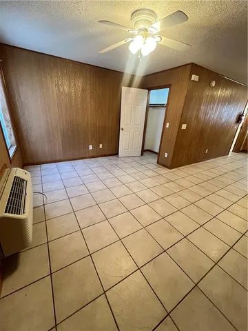 $7,250,000 | 109 Commercial Street, Warrensburg, MO 64093