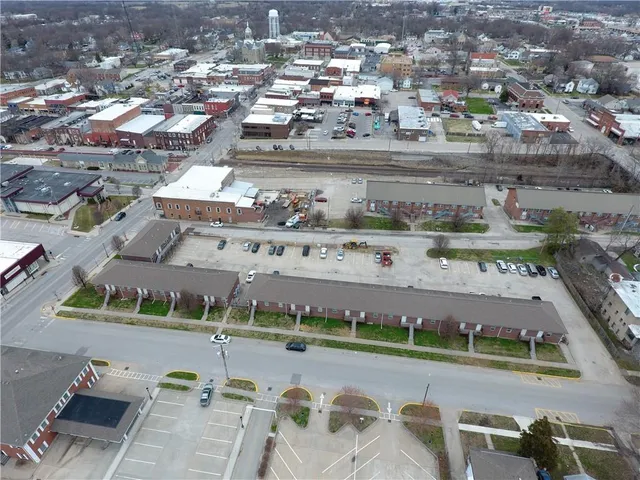 $7,250,000 | 109 Commercial Street, Warrensburg, MO 64093