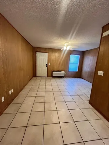 $7,250,000 | 109 Commercial Street, Warrensburg, MO 64093