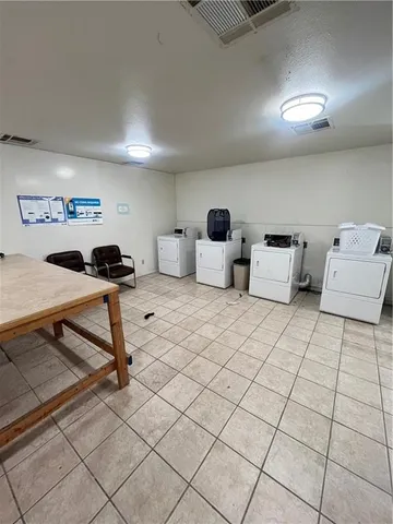 $7,250,000 | 109 Commercial Street, Warrensburg, MO 64093