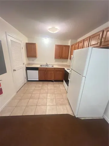 $7,250,000 | 109 Commercial Street, Warrensburg, MO 64093