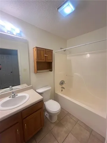 $7,250,000 | 109 Commercial Street, Warrensburg, MO 64093