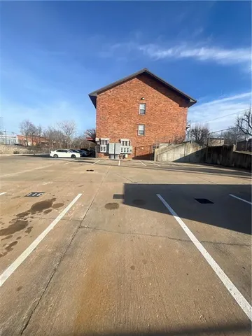 $7,250,000 | 109 Commercial Street, Warrensburg, MO 64093