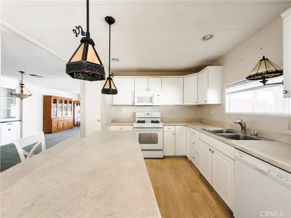 $199,000 | 24921 Muirlands Boulevard, Unit 28, Lake Forest, CA 92630