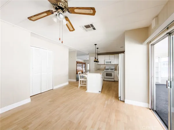 $199,000 | 24921 Muirlands Boulevard, Unit 28, Lake Forest, CA 92630