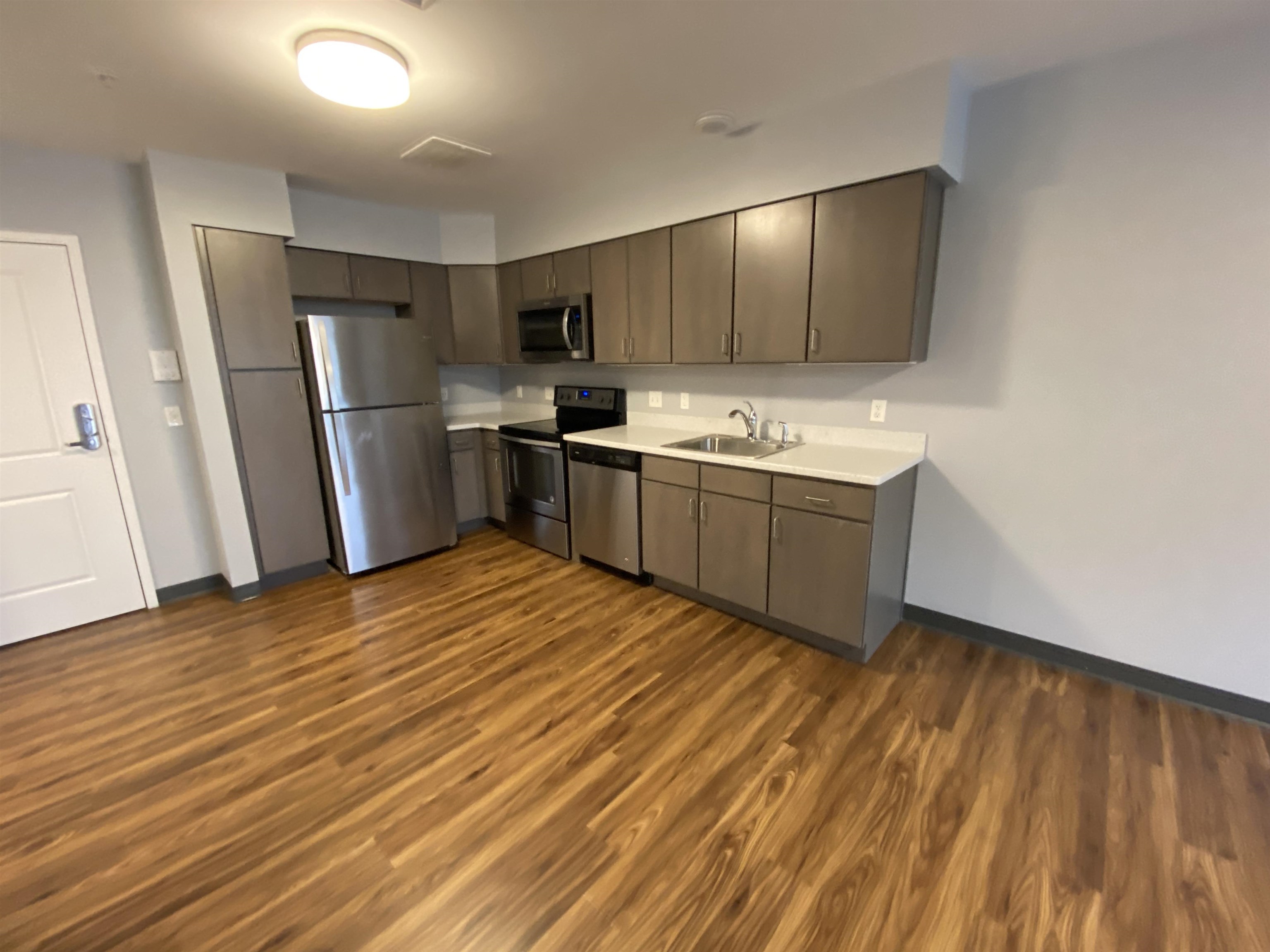 10 East Ridge Drive, Unit 207 Milford, NH 03055 - Photo 19 of 44