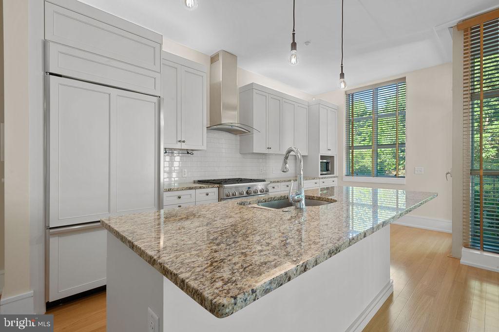 112 Iron Works Way, Unit B Wayne, PA 19087 - Photo 6 of 24 Granite counters