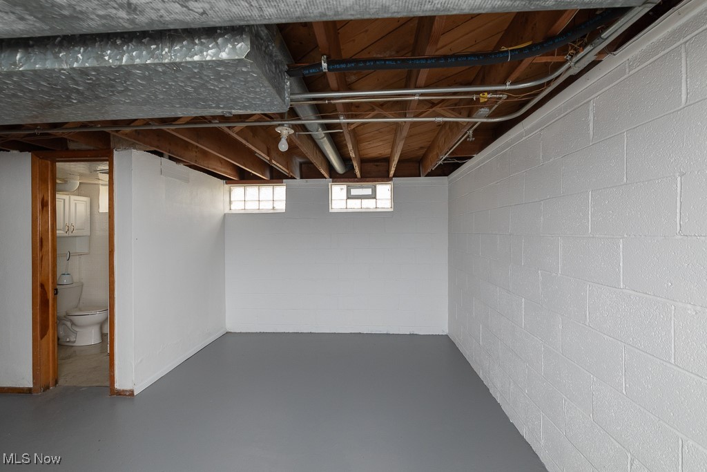 6909 Maplewood Road Parma Heights, OH 44130 - Photo 21 of 28 Gallery Image 21