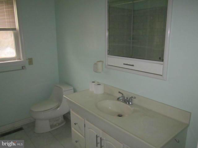 14929 Cherry Lane Ridgely, MD 21660 - Photo 14 of 29 Bath
