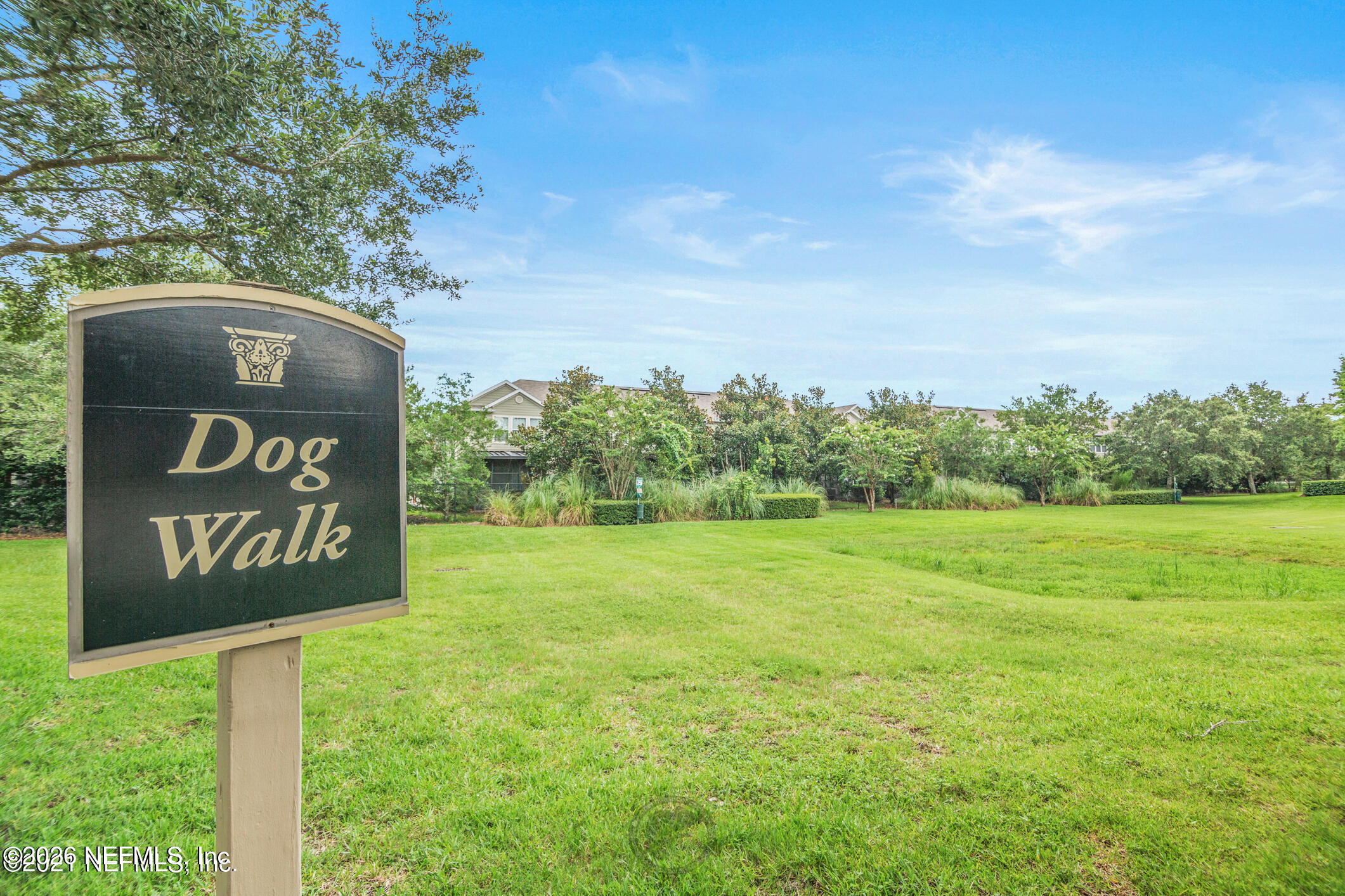 10961 Burnt Mill Road, Unit 824 Jacksonville, FL 32256 - Photo 23 of 35 Dog walk