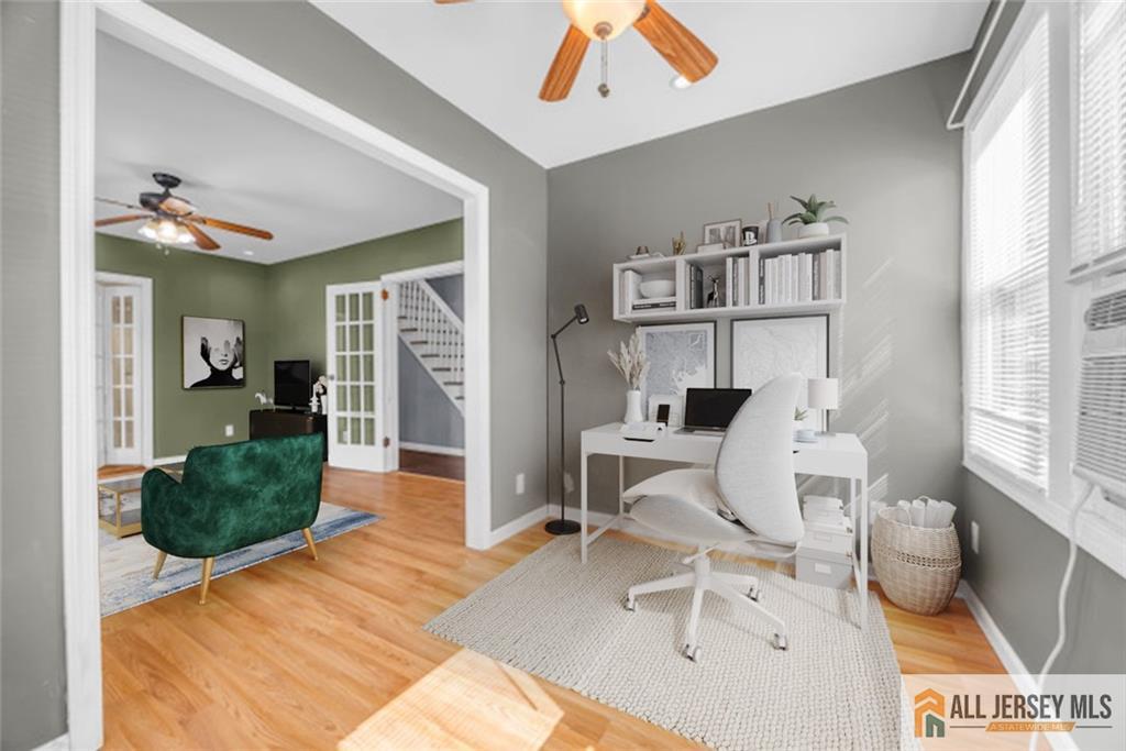 27 Charles Street Carteret, NJ 07008 - Photo 4 of 40