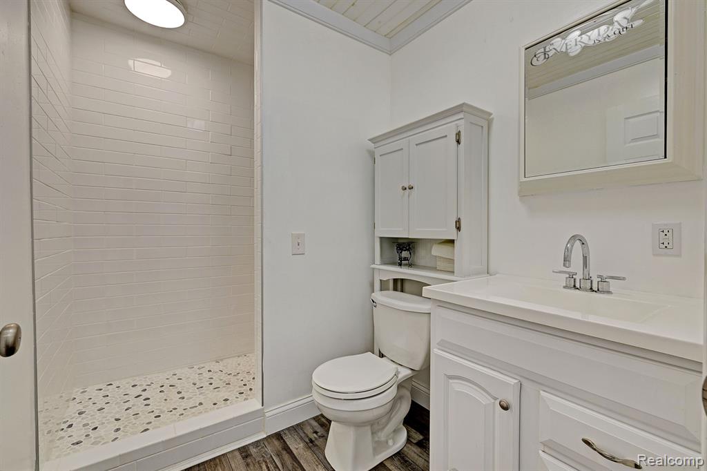 5098 Waldon Road Clarkston, MI 48348 - Photo 23 of 81 Gallery Image 23