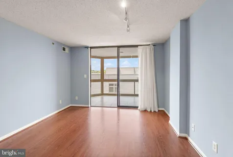$399,000 | 1024 North Utah Street, Unit 625, Arlington, VA 22201